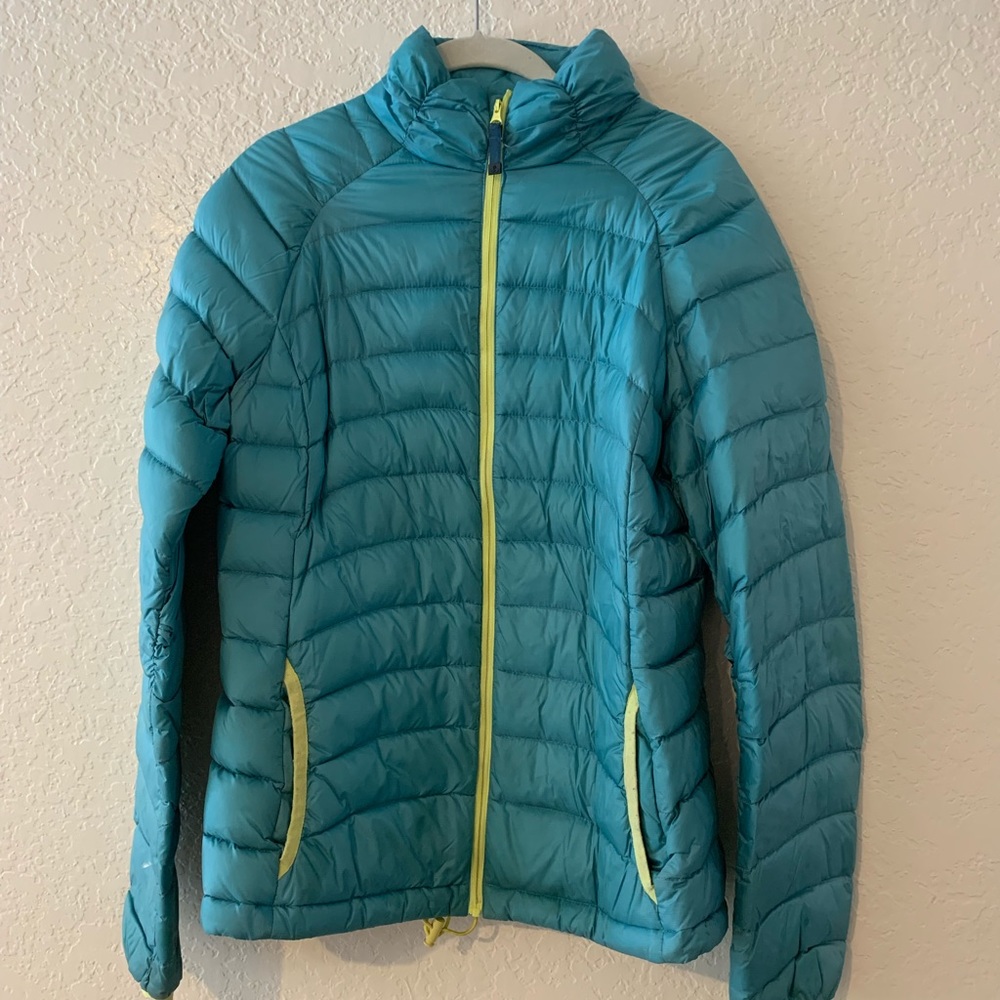 Prana Light Weight Packable Puffer Jacker Size Large